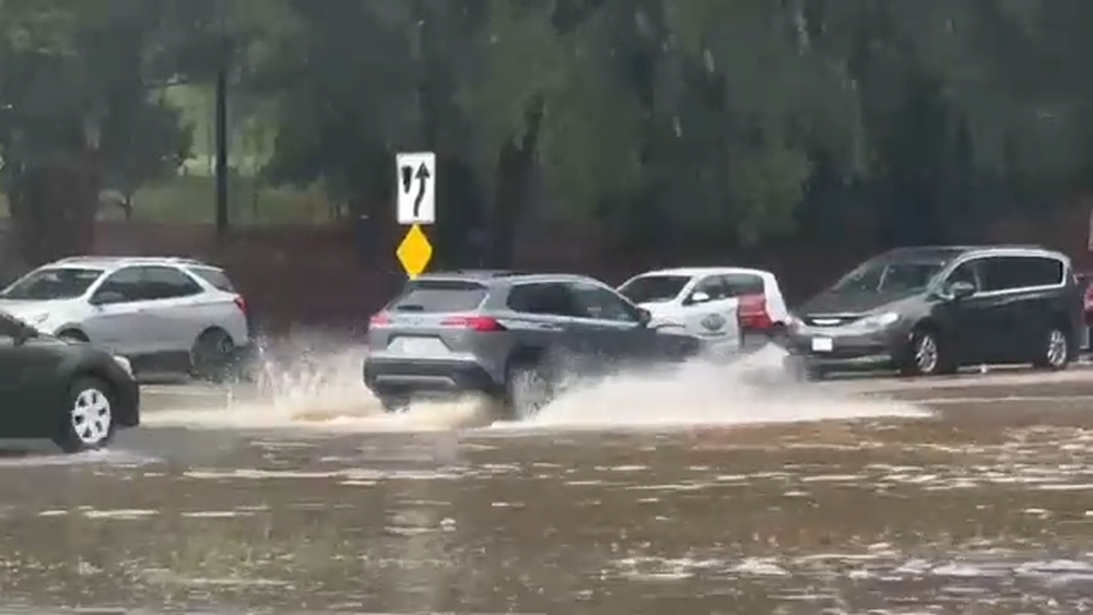 Severe storms bring flooding to Durham, Raleigh streets