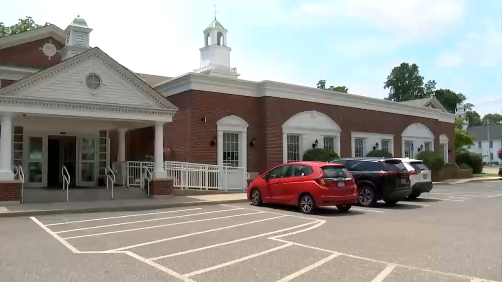Smithtown Library reopens 2 years after massive flood
