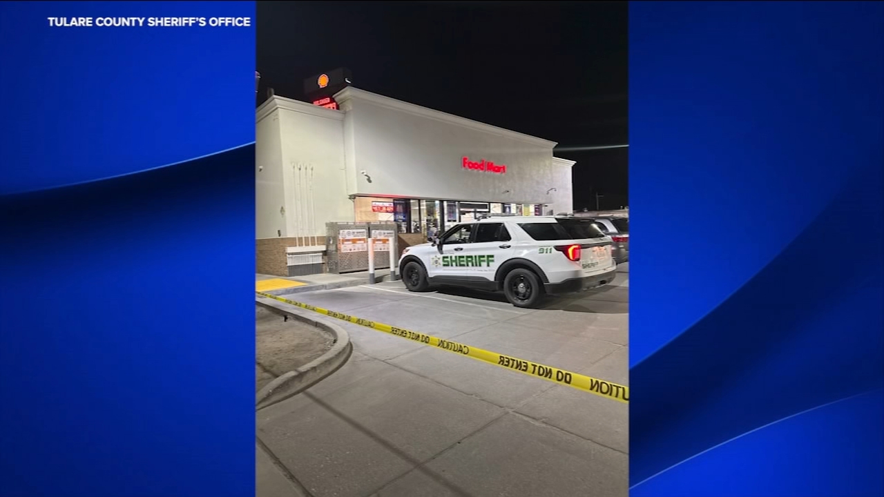 Gas station clerk robbed at gunpoint in Earlimart, deputies say