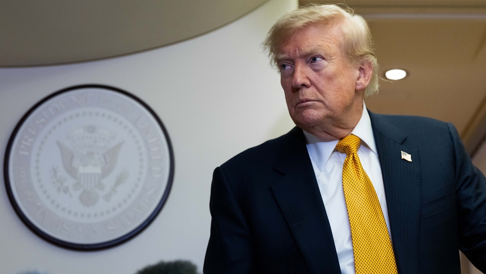 Trump says he won't sign housing bill