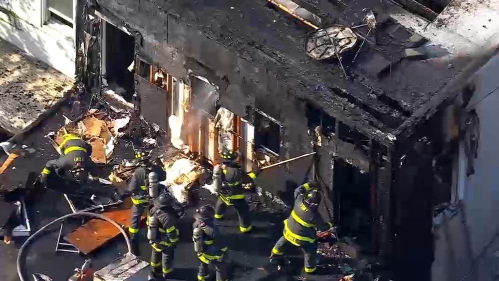 Firefighters knock down fire at Queens pharmacy