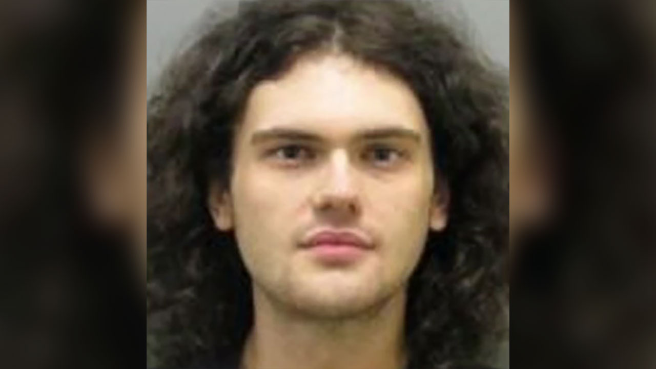 911 call in Conroe shooting: 'I'm too scared to go out of my closet'