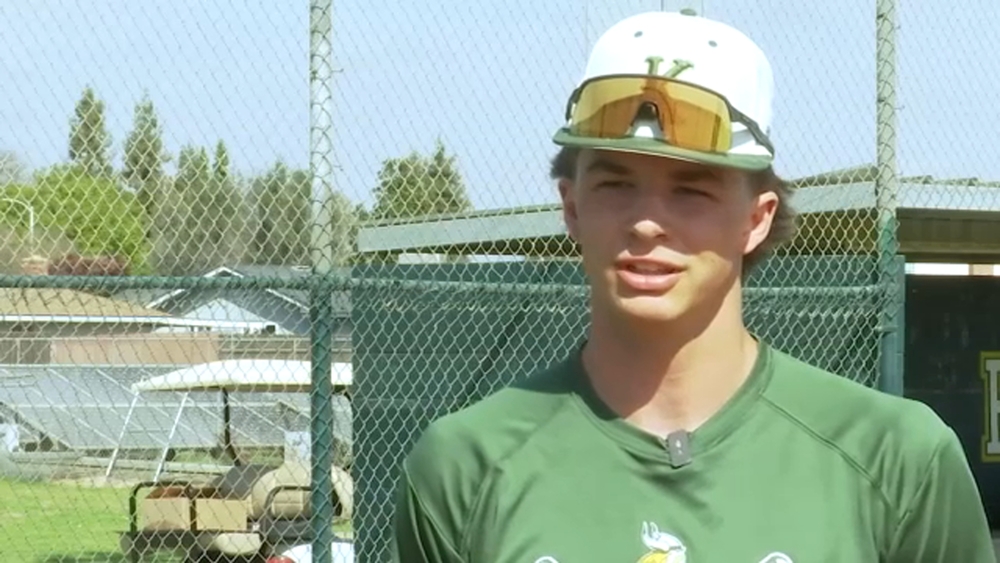 Kingsburg High School's Jensen Hirschkorn signs record deal with Atlanta Braves, report says