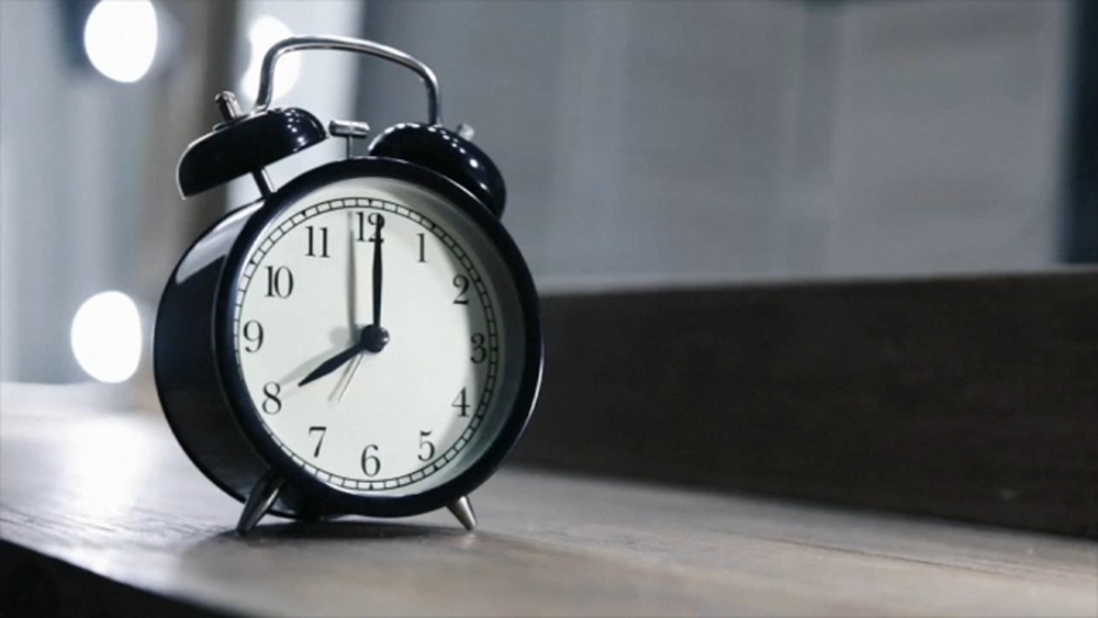 Does house bill to make Daylight Saving Time permanent help kids?