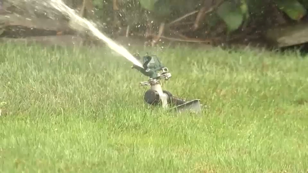 Calls to conserve water in Suffolk County amid heat, drought