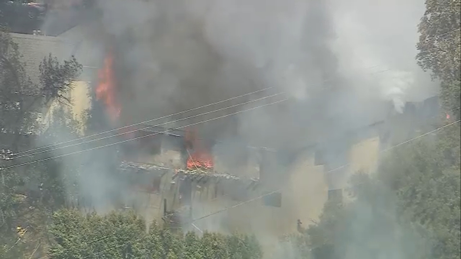 Crews battling brush fire and structure fire in Eagle Rock area amid dangerous heat Crews battling brush fire and structure fire in Eagle Rock area amid dangerous heat