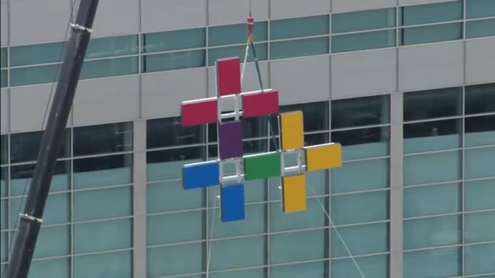 Houston Stadium no more: Crews take down FIFA World Cup signs to bring back Reliant Stadium name
