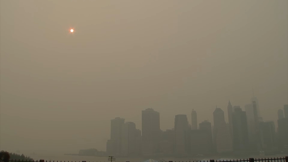 Air quality still unhealthy despite blue sky