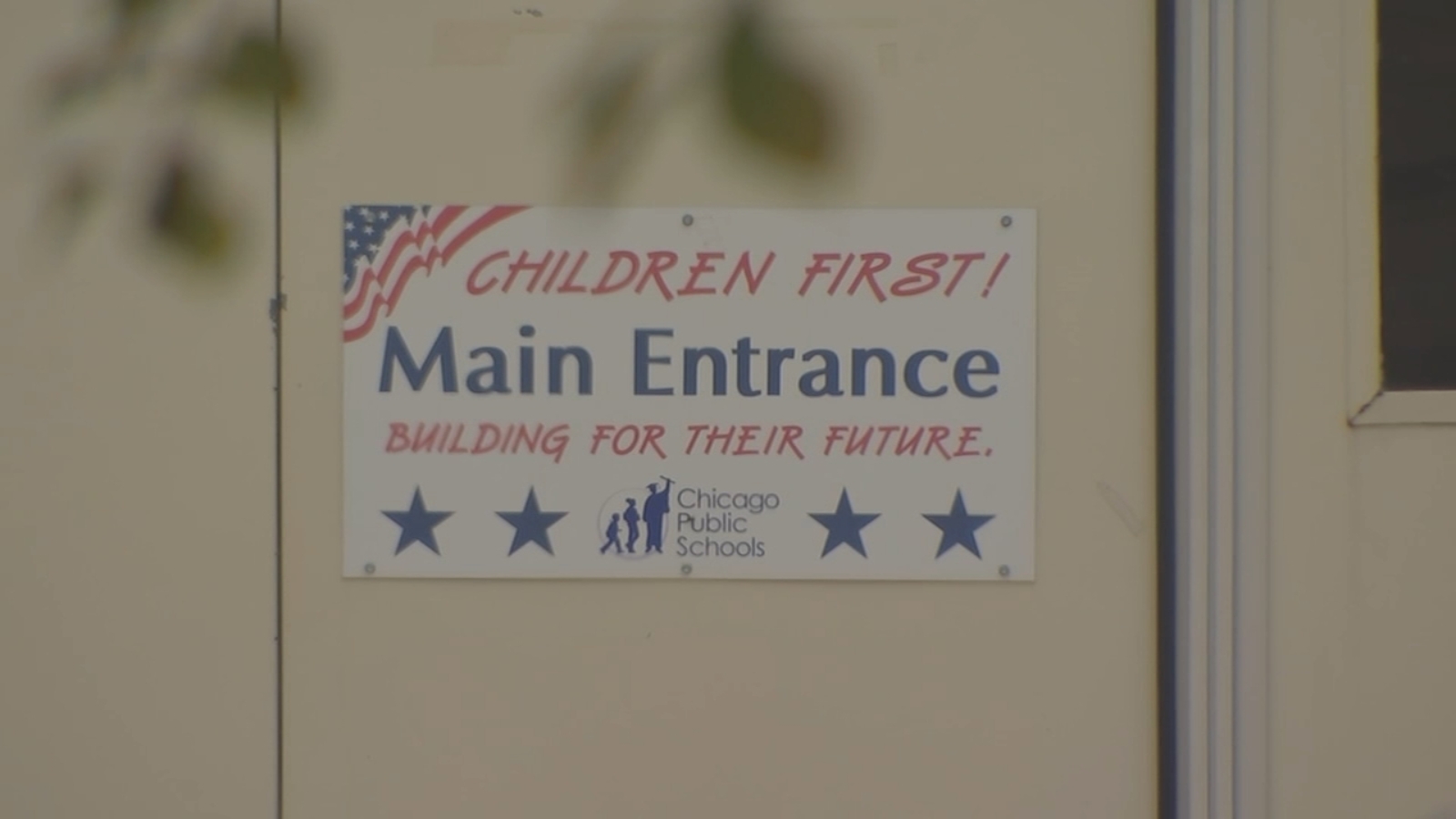 CPS budget proposal with teacher layoffs renews debate over keeping under-enrolled schools open