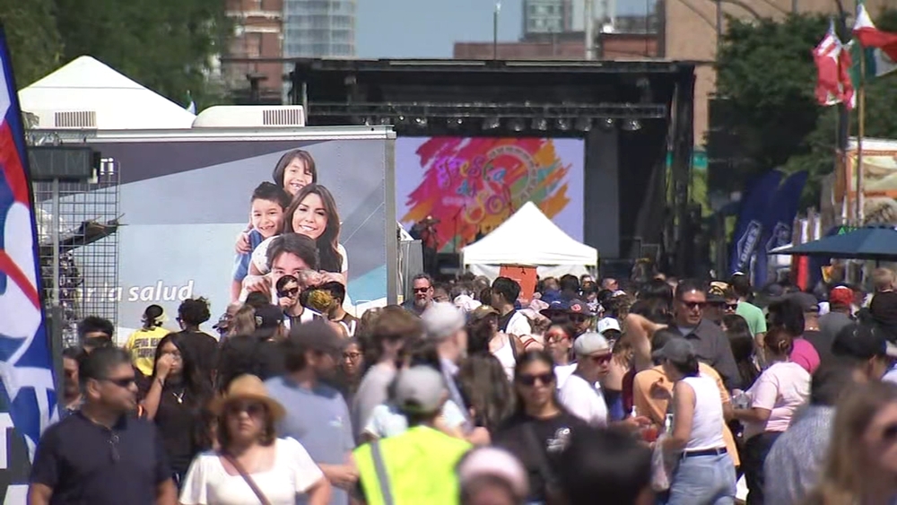 54th Fiesta del Sol returns to Chicago's Pilsen neighborhood