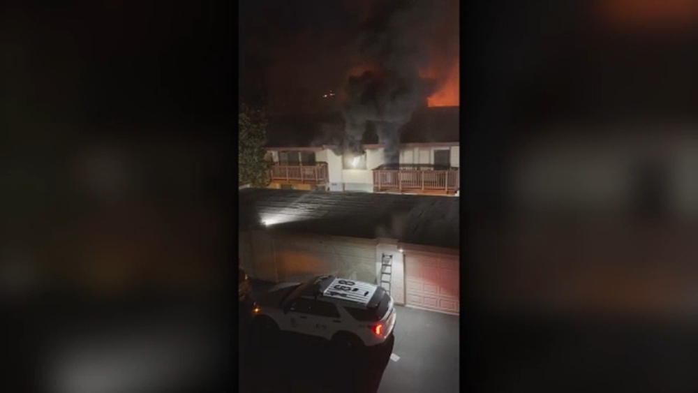 Neighbor video captures deadly Woodland Hills standoff
