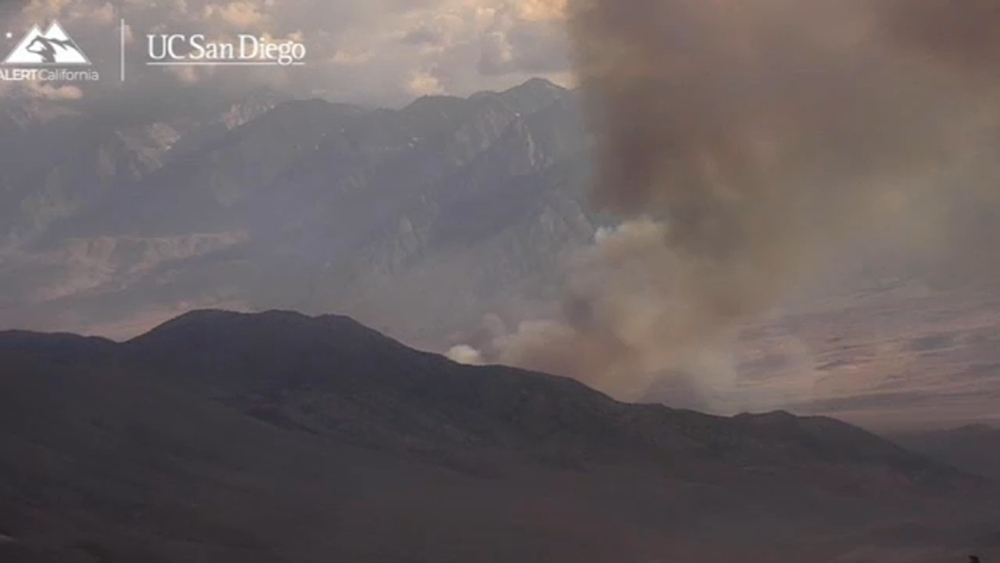 'Rock Fire' erupts east of Kings Canyon National Park in Inyo County, prompting evacuations