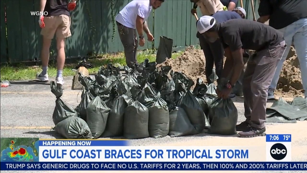 Beaches closed as Tropical Storm Bertha approaches Gulf Coast