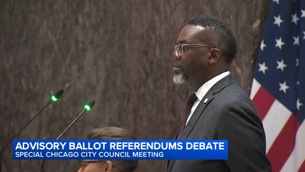 Chicago City Council clashes with mayor over advisory referendums