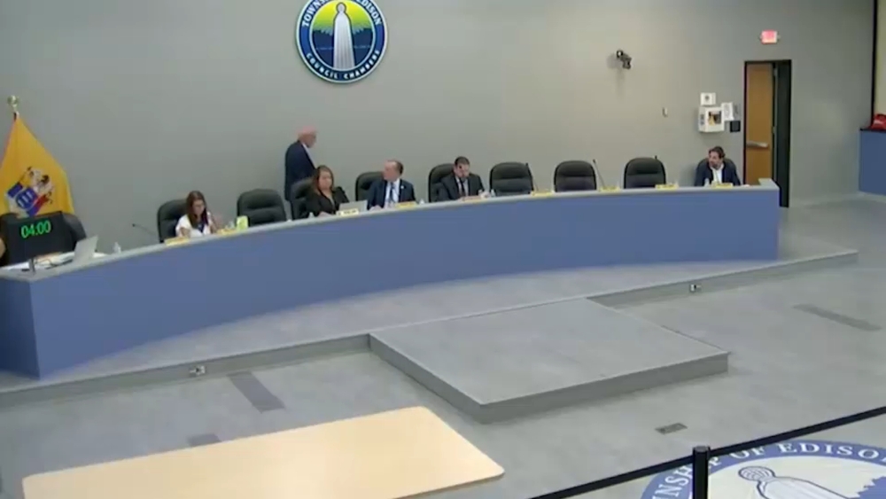 City workers furloughed in Edison after town council can't agree on budget