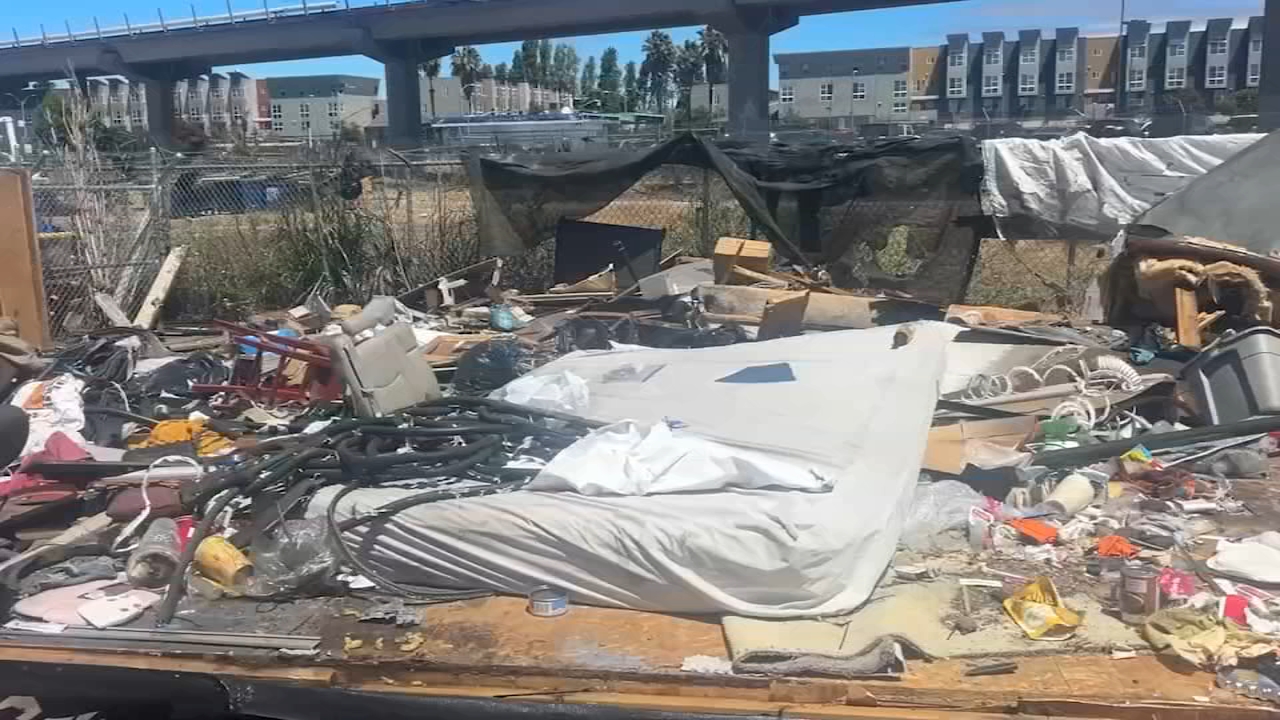 Oakland mayor revives controversial homeless encampment pilot program