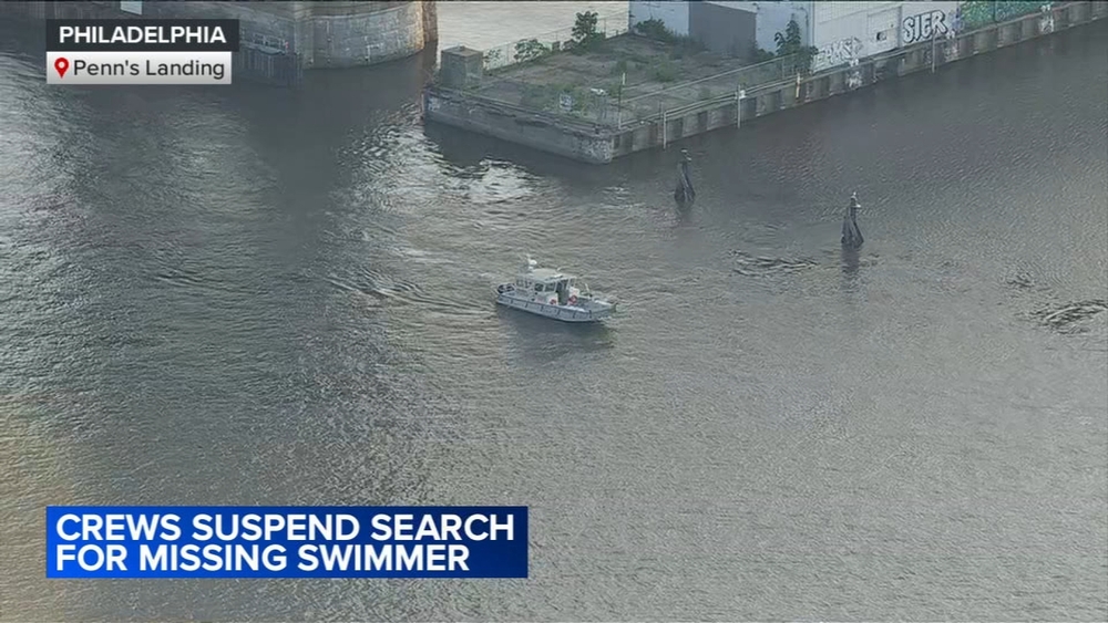 Rescue crews search for man reported missing in Delaware River