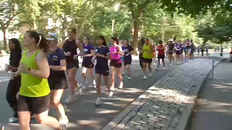 Coaches team up with young women for NYRR's Run for the Future program