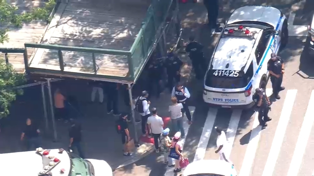 Person of interest in custody after 2 men stabbed on Upper West Side