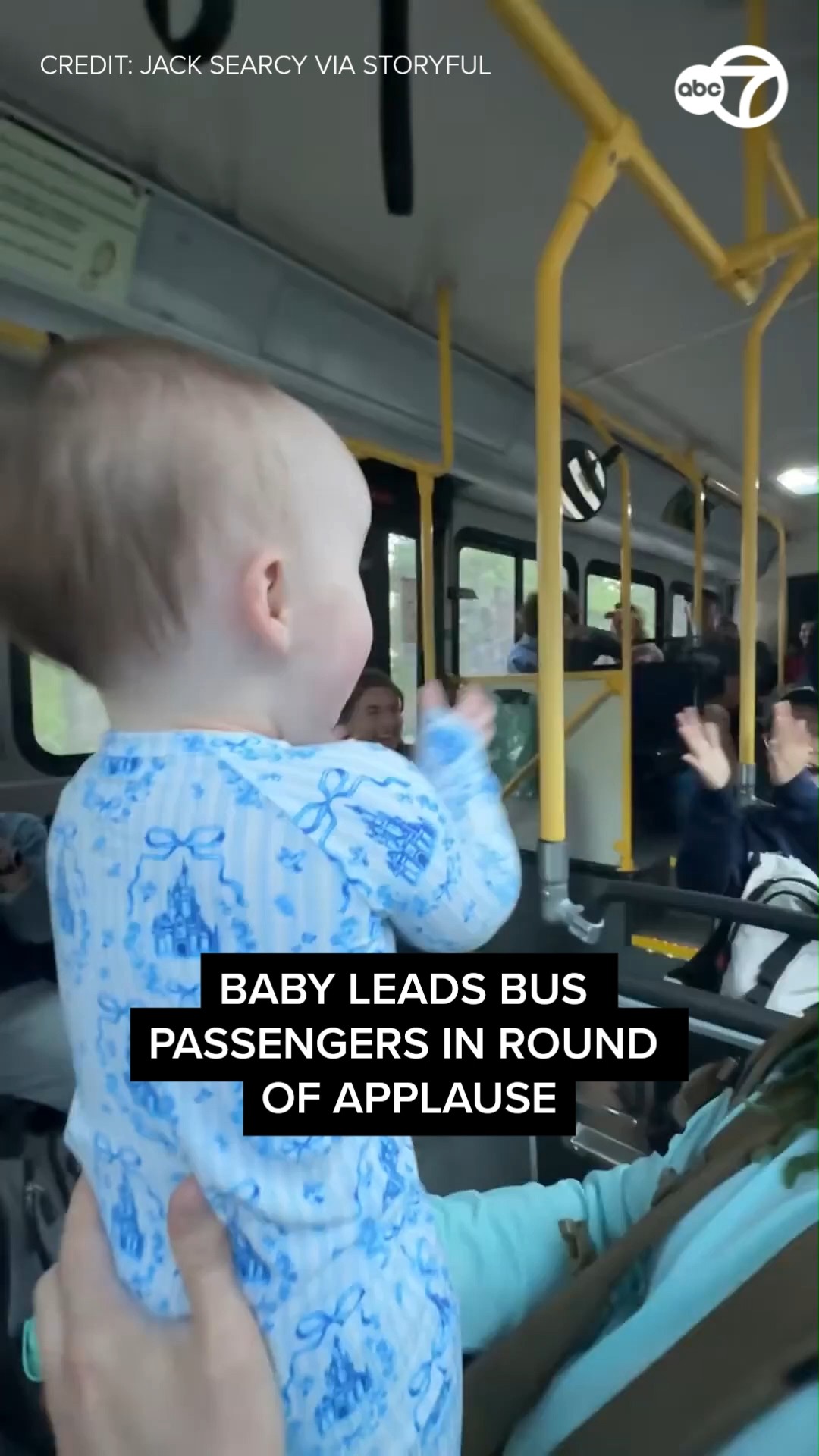Cute Moment Baby Leads Bus Passengers in Round of Applause