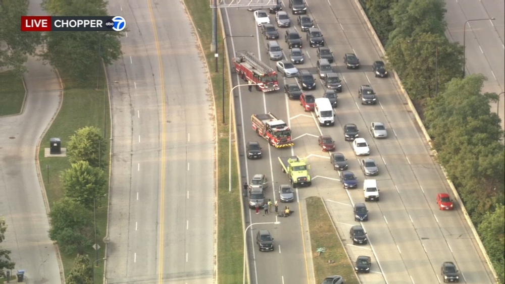 Multi-vehicle crash closes ramp from DuSable Lake Shore Drive to I-55
