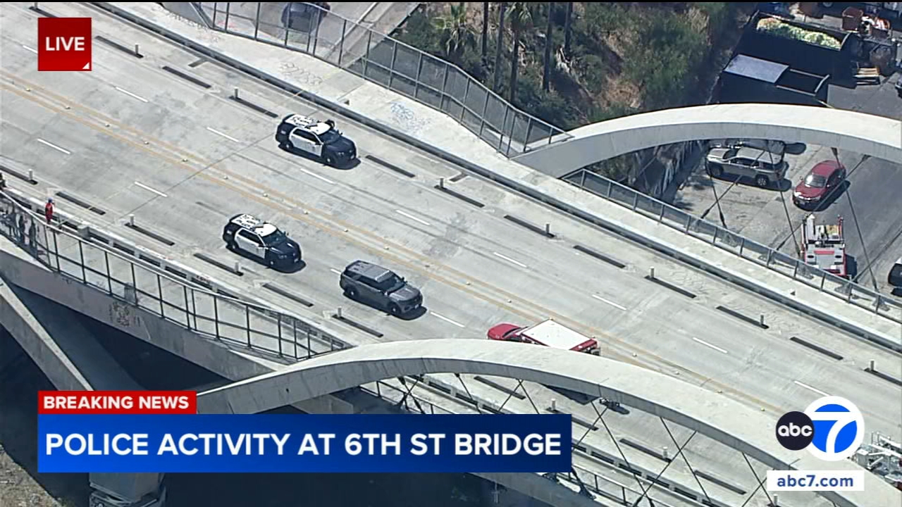 Sixth Street Bridge closed due to police activity, LAPD says