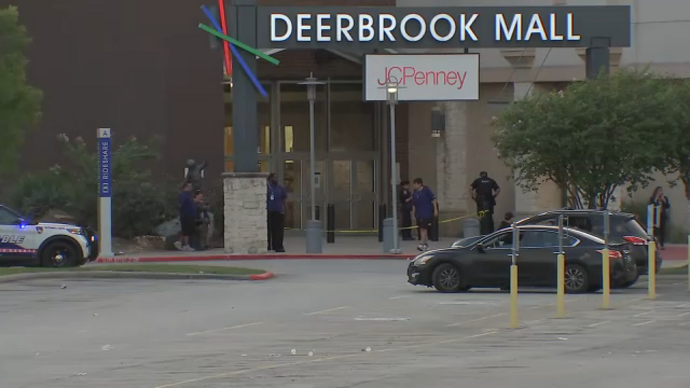 Juvenile shot, another detained in Deerbrook Mall shooting: Humble PD