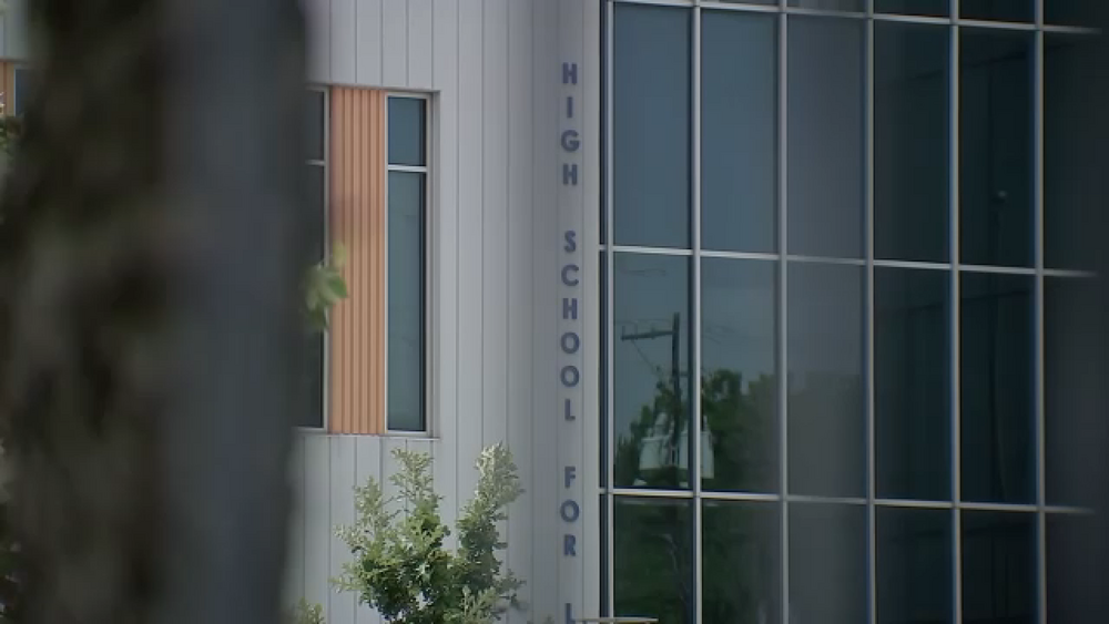 HISD teacher charged with improper relationship with student: Records