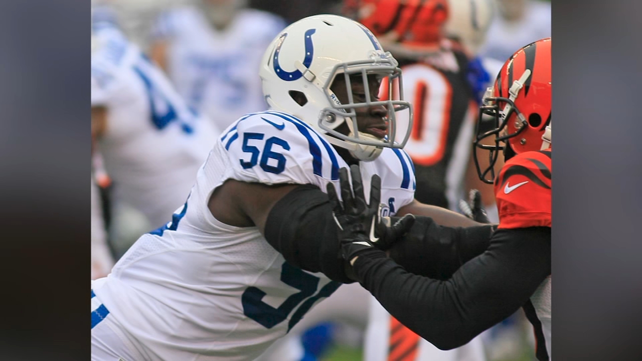 Former Colts linebacker deported by Chicago-based ICE agents