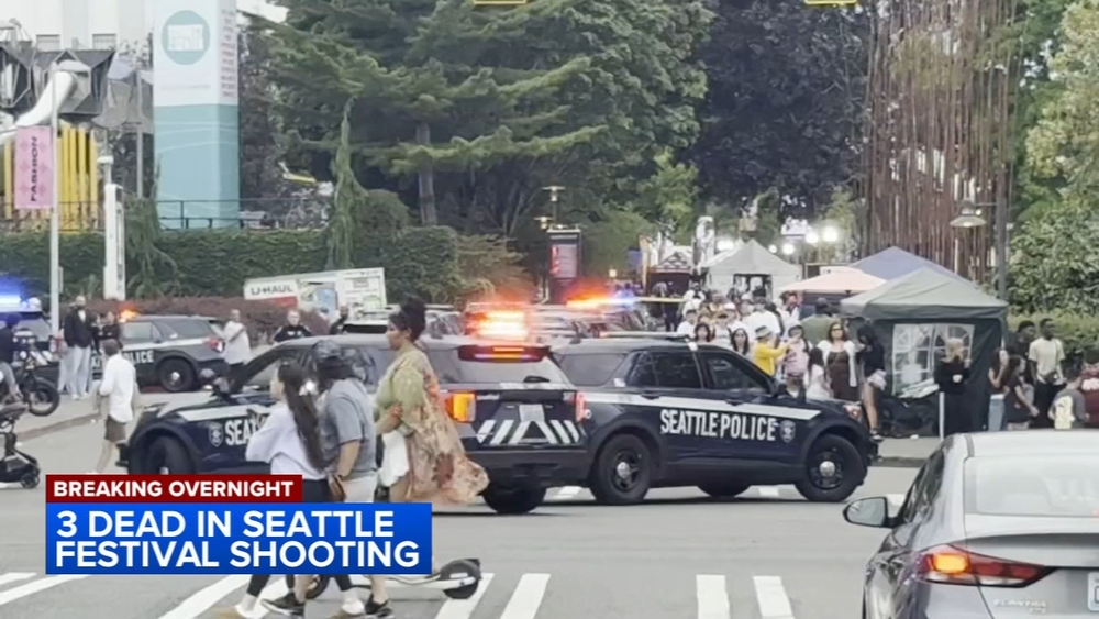 3 dead, 4 injured in shooting at Seattle Center during food festival, officials say