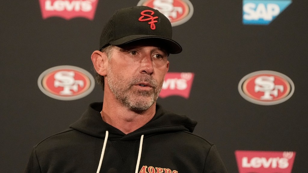 49ers training camp starts as coach Shanahan recovers from car crash