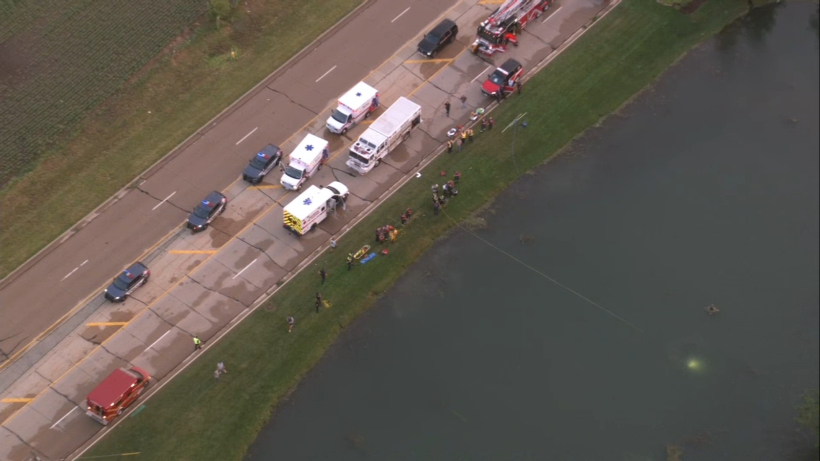 Person missing after driving into Tinley Park pond; search underway