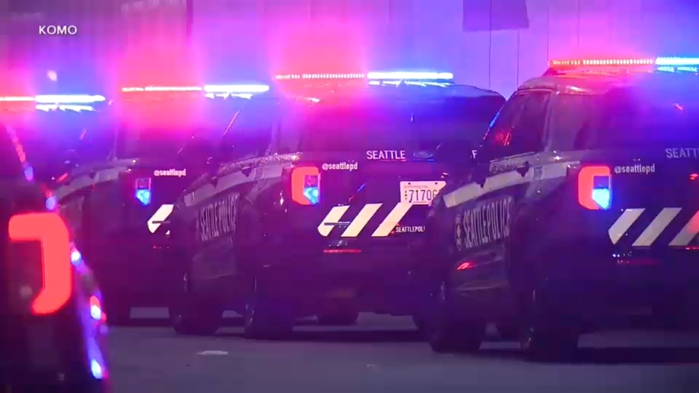 Shootout that killed 3 at food festival near Seattle's Space Needle may have been gang-related
