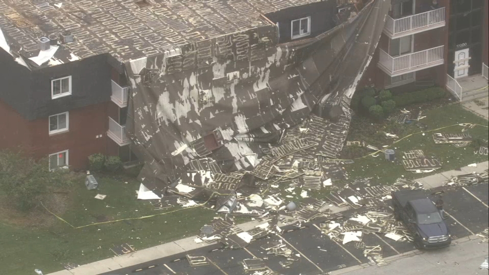 Chopper7 over storm damage in Hazel Crest
