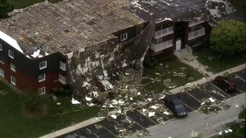 Wisconsin tornado causes extensive damage and cuts power to homes