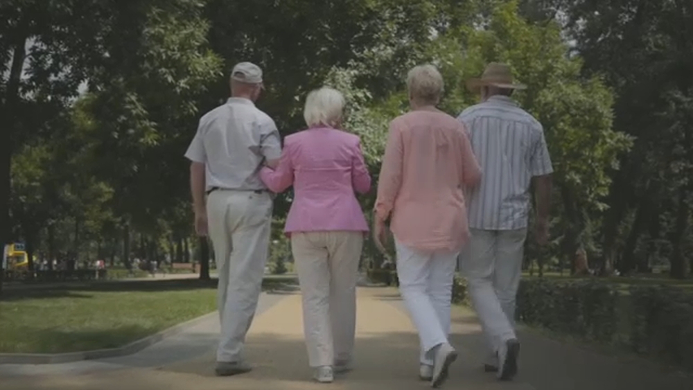 FBI says older Americans lost $8B to scams last year; how to stay safe