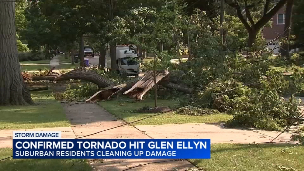 Tornado damage blocks streets in Glen Ellyn as neighbors rally to help