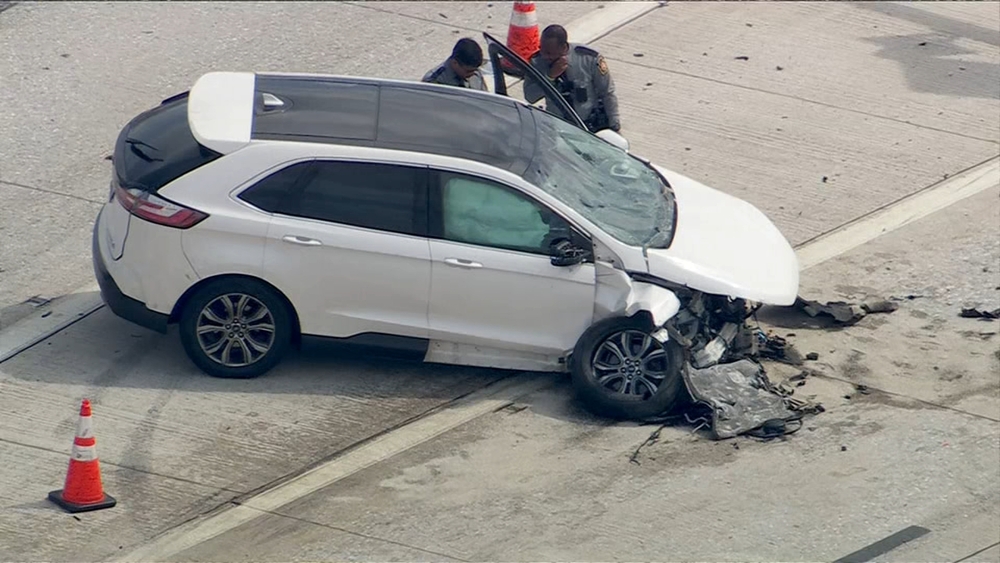 Chopper 6 video of construction accident on I-95 in Tacony