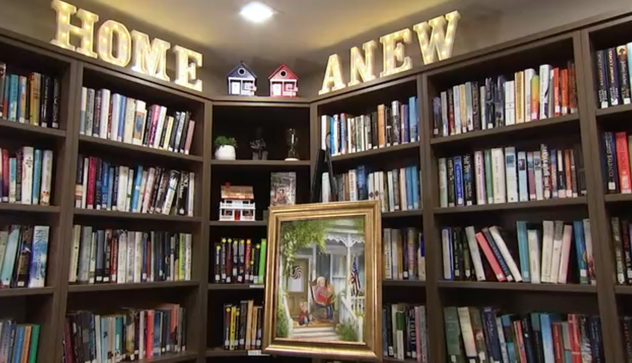 250 Senior Stories Compiled into Book to Celebrate America at 25