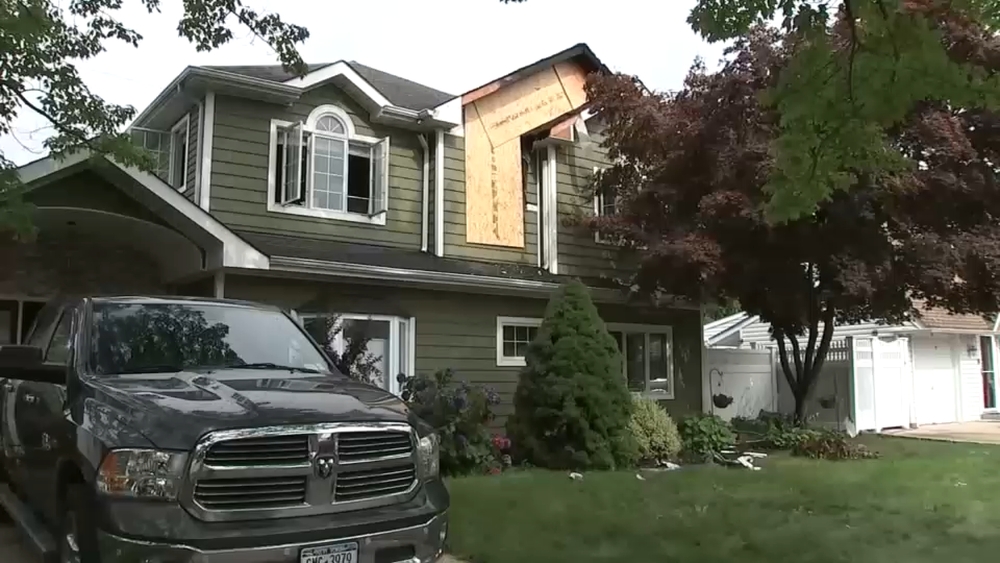 Lightning sparks fire at firefighter's home in Hicksville