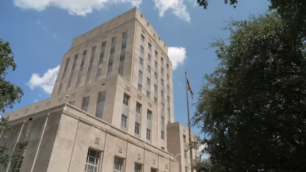 Federal judge says Houston can't consider race when awarding contracts
