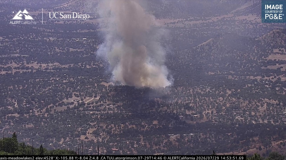 Evacuation orders issued after 'Raleigh Fire' sparks in Fresno County, deputies say