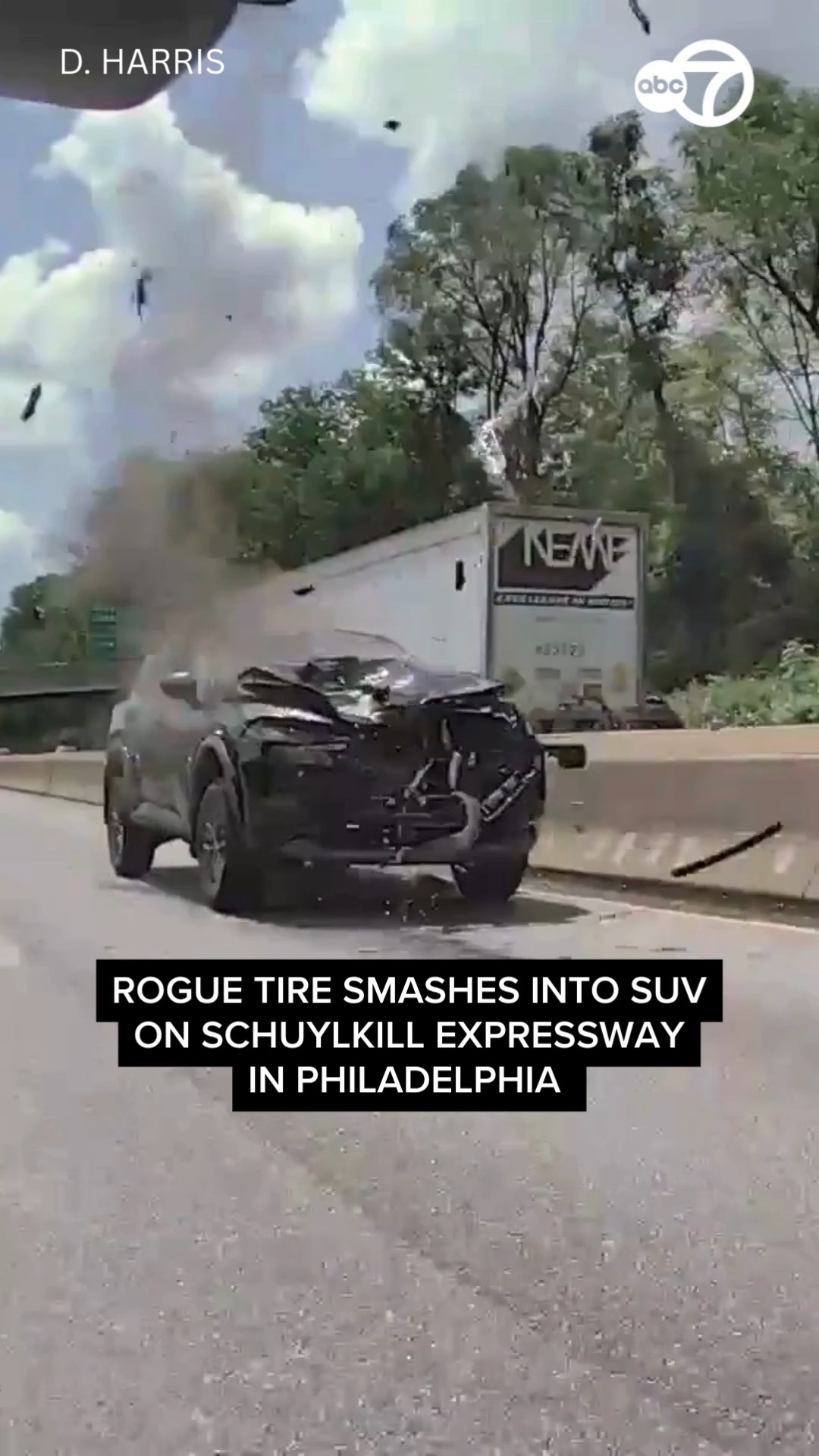Rogue tire smashes into SUV on Schuylkill Expressway in Philadelphia