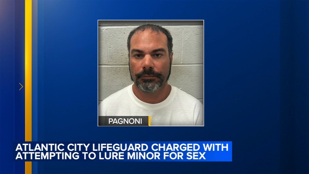 Jersey shore lifeguard charged in undercover child luring case