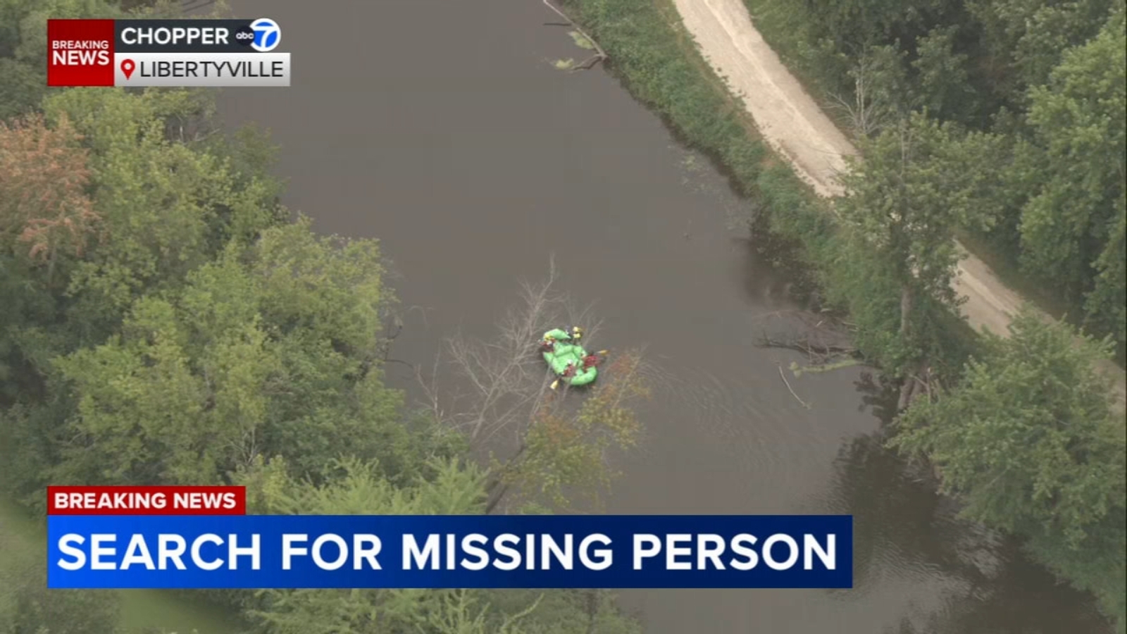 Libertyville crews search for missing person in Des Plaines River
      