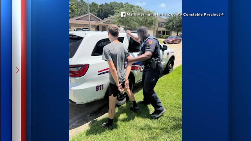 HOA representative assaulted while taking pictures of homes: Pct. 4