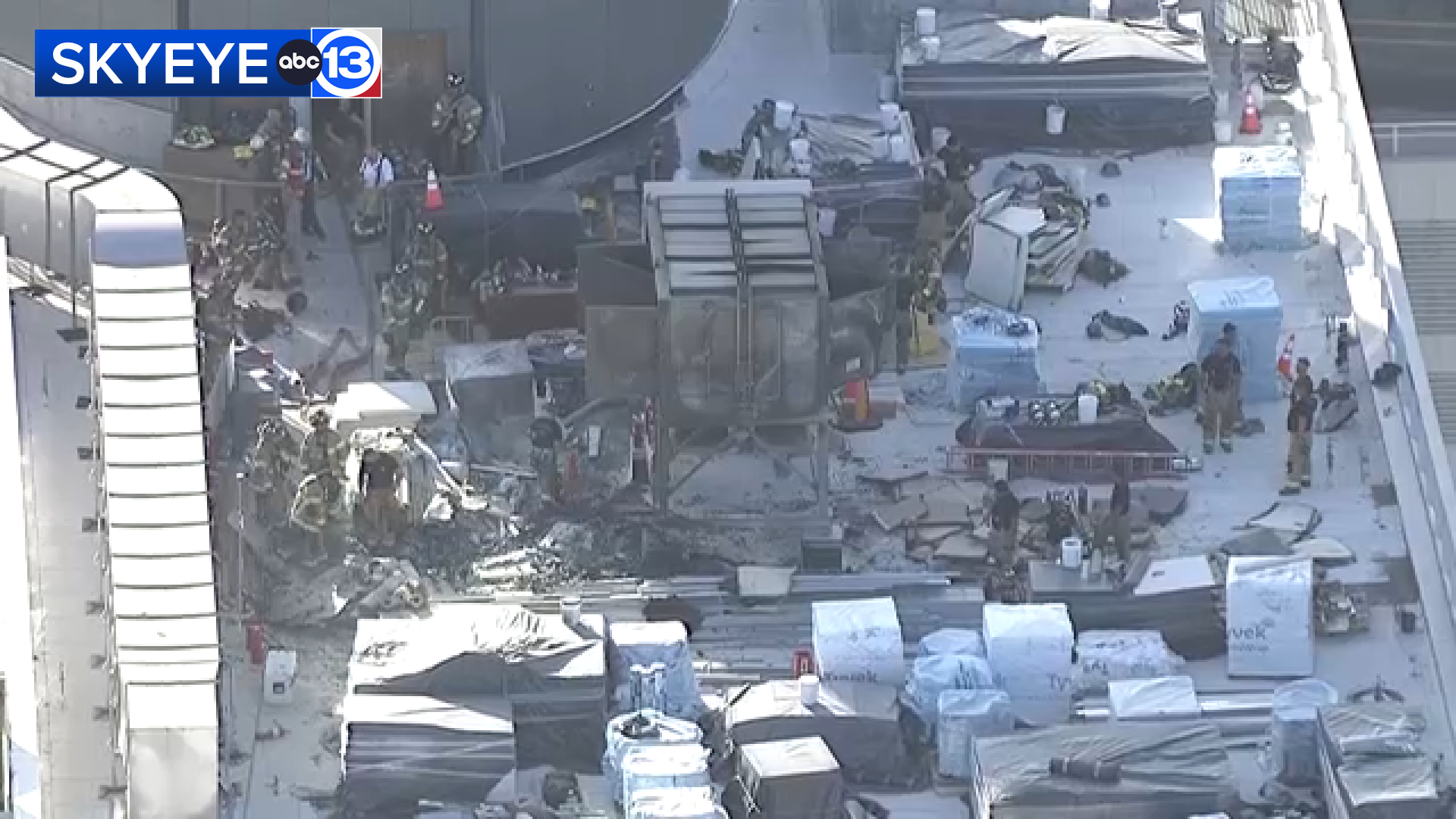 Houston Fire Department crews assess the aftermath of a fire on the roof of Methodist Hospital's Centennial Tower on July 31, 2026.