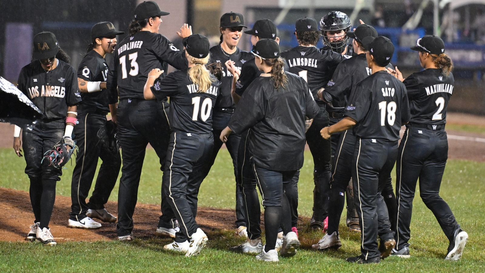 WPBL opener: Los Angeles Queens rally for 10-8 victory over New York Heights in inaugural game of Women’s Pro Baseball League WPBL opener: Los Angeles Queens rally for 10-8 victory over New York Heights in inaugural game of Women’s Pro Baseball League