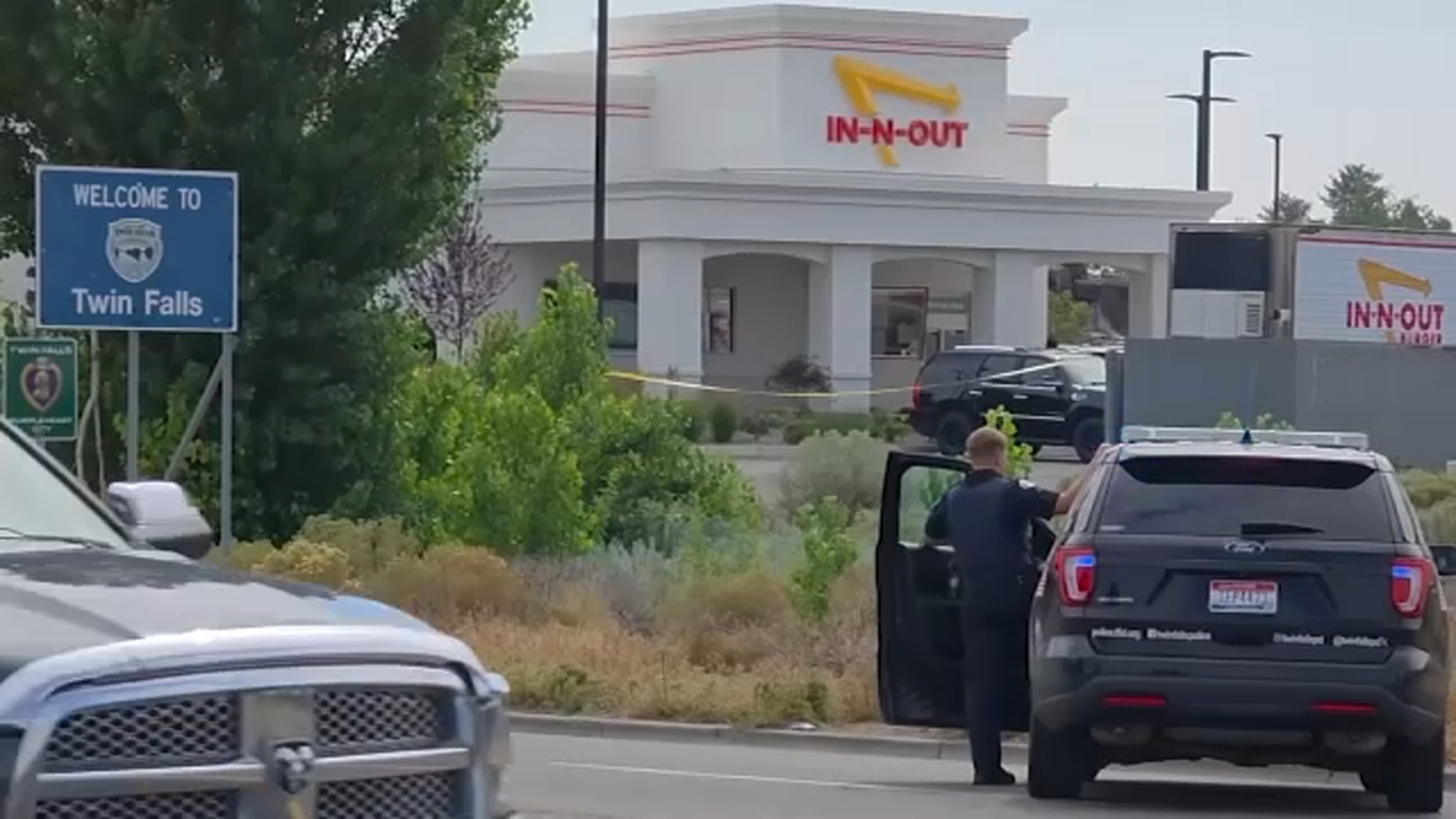 In-N-Out shooting in Twin Falls, Idaho, leaves several people dead, including burger employee; body of suspected gunman found In-N-Out shooting in Twin Falls, Idaho, leaves several people dead, including burger employee; body of suspected gunman found