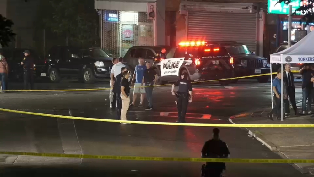 Up to 5 people shot in Yonkers intersection; no arrests